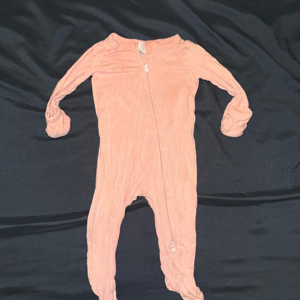 kate quinn Soft Peach Bamboo Sleeper